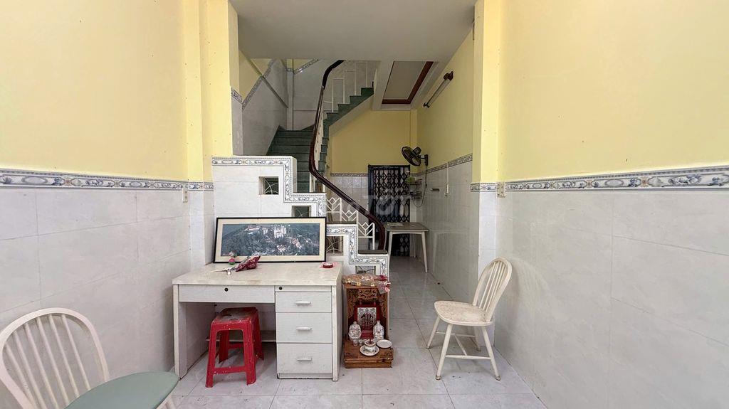 NHÀ 4 TẦNG ĐÚC TRẦN HƯNG ĐẠO Q1 - 3 MẶT THOÁNG