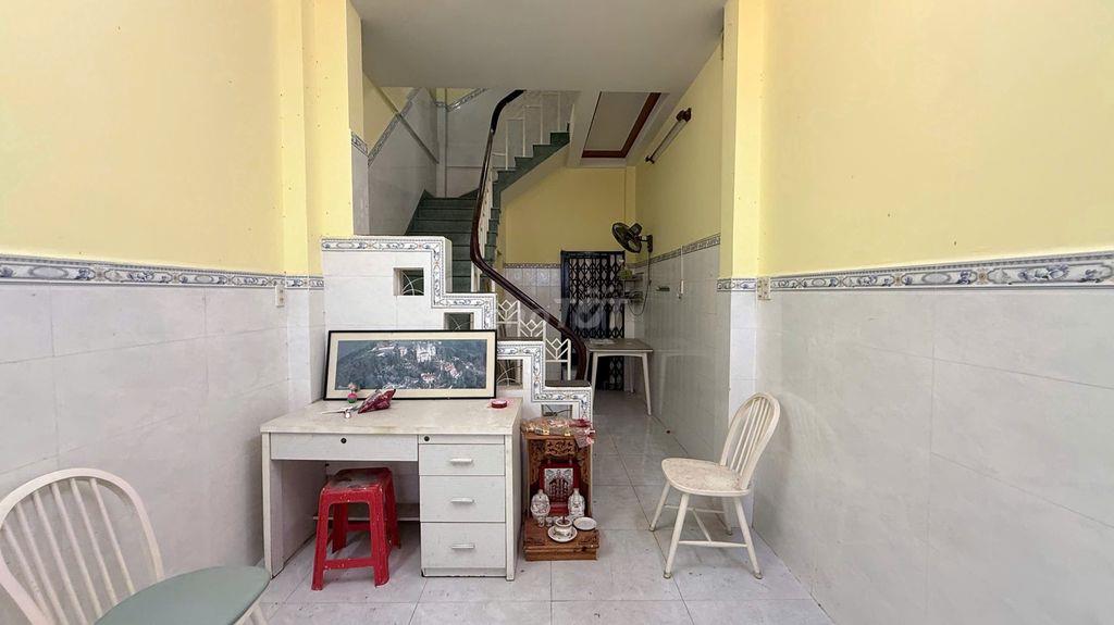 NHÀ 4 TẦNG ĐÚC TRẦN HƯNG ĐẠO Q1 - 3 MẶT THOÁNG