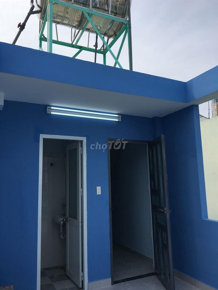 Nhà như hình ngay chợ bà chiểu 1 trệt, 3 lầu, ST hoàn công đủ