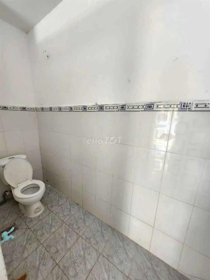 Nhà nguyên căn Phạm Văn Chiêu 5x6m đúc 1 lầu 