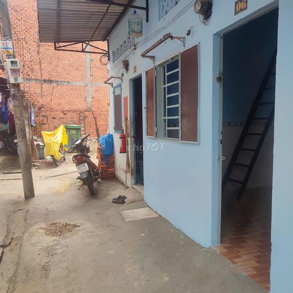 Cho thuê phòng trọ gần bến xe An Sương, yên tĩnh, có lối đi riêng