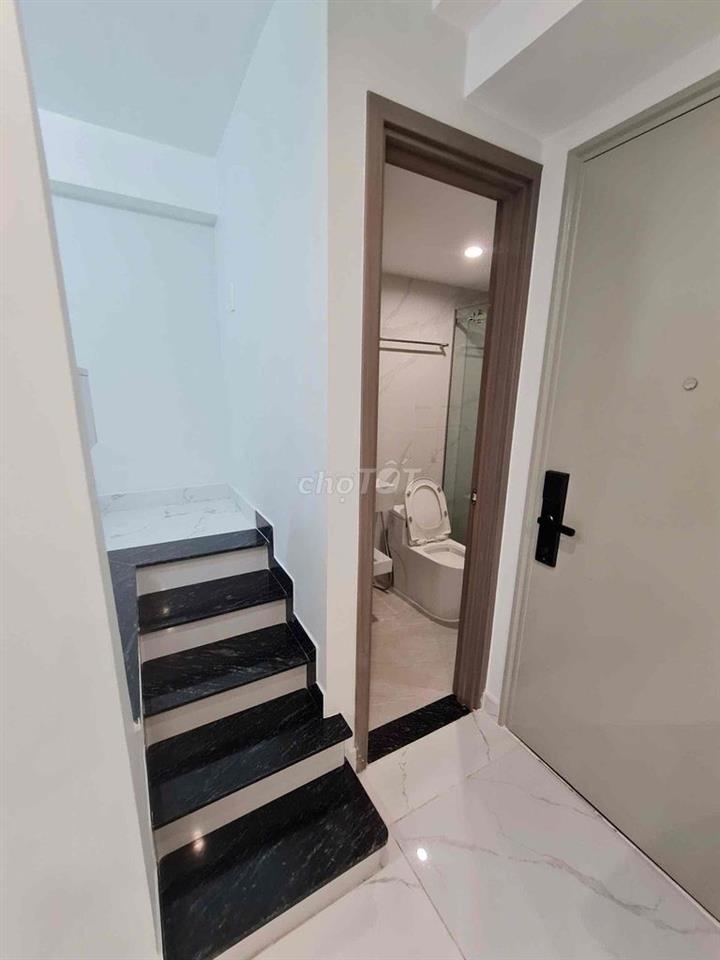 Cho thuê lại gấp căn hộ , giảm 80% tiền cọc phòng .