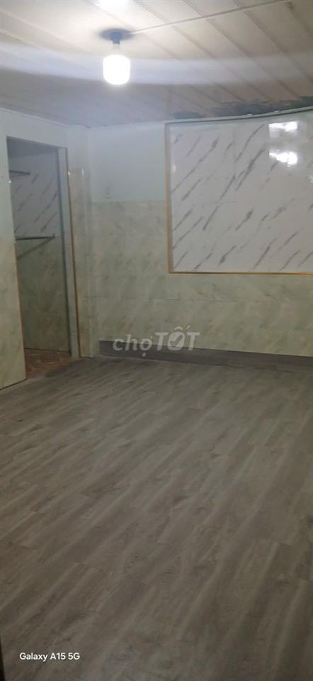 Phòng trọ giá rẻ sạch sẽ thoáng mát , giờ giấc tự do