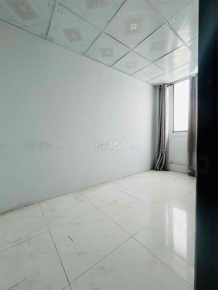 nhà mặt tiền đường TX23 cho thuê nguyên căn