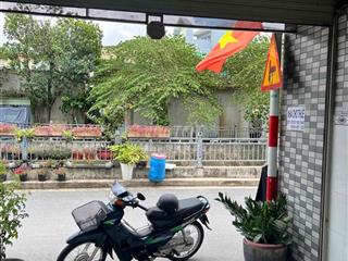 nhà mặt tiền đường TX23 cho thuê nguyên căn