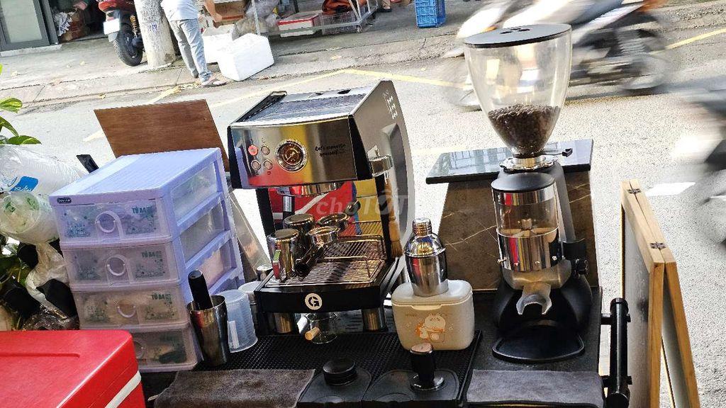 Sang quán coffee mặt tiền đường chính