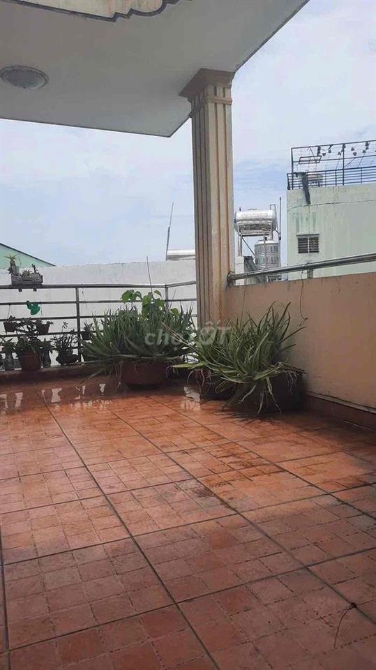cho thuê phòng trước lầu 2