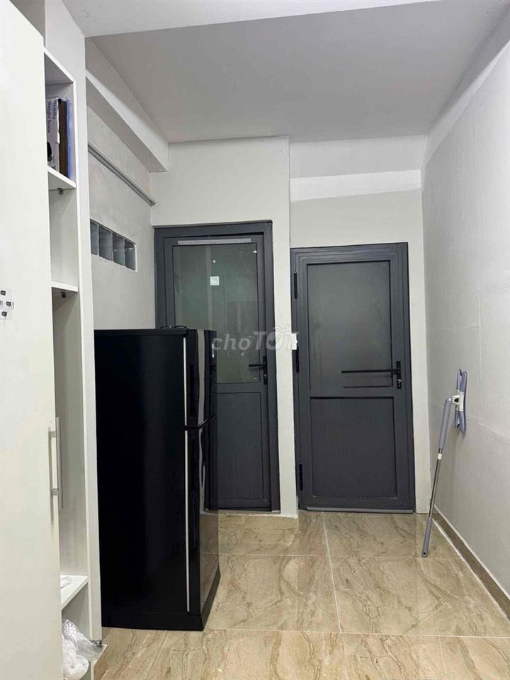pass phòng gần NTT,ULAW,UFM