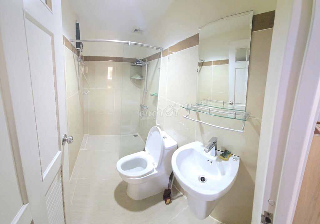 Cho thuê căn hộ Eratown Đức Khải 2pn-2wc , full NT, giá thuê 9.5tr 