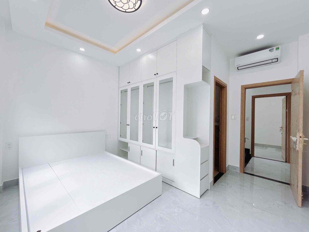 793 Trần Xuân Soạn, Khu Kiều Đàm Q7, 5 Tầng, 4.2x13, HXH, Giá 9.99 Tỷ