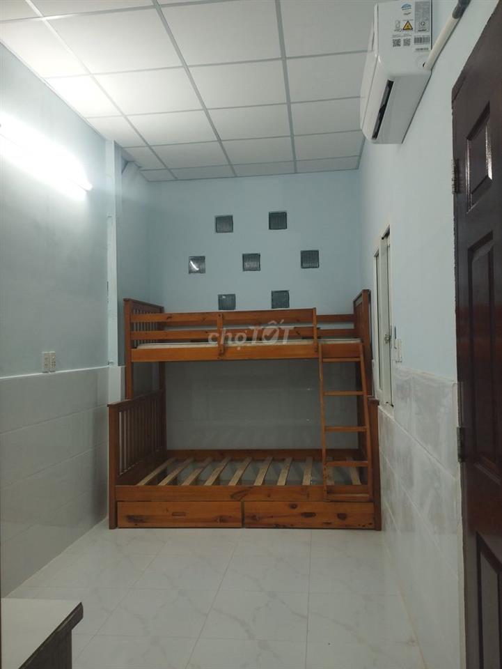 Cho thuê phòng trọ mới xây nhà mặt tiền đường 33 P. Tân Kiểng