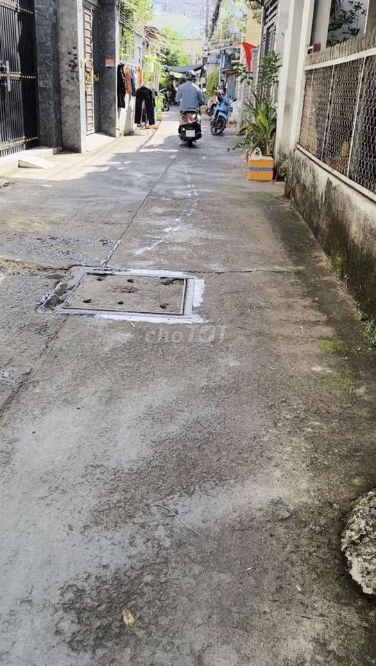 NHÀ BÁN 4m5×23m Diện Tích Lớn , Đường LƯƠNG VĂN CAN