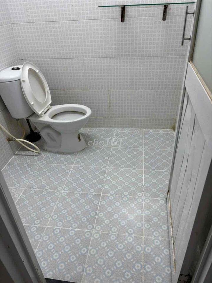 cho thuê nhà Phan Huy Ích, sửa mới 100%. Mặt tiền bờ kênh tham lương