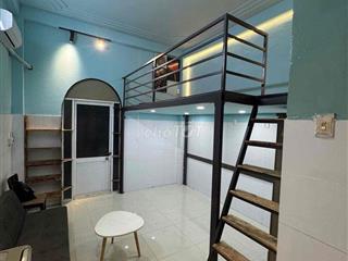 Tìm bạn nữ ở ghép phòng
