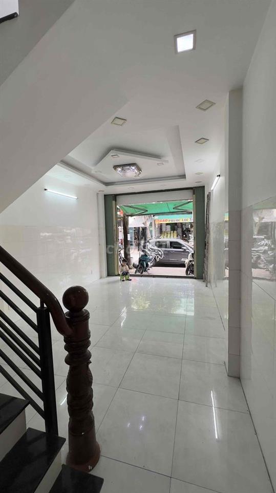 cho thuê mặt tiền chợ phước bình
