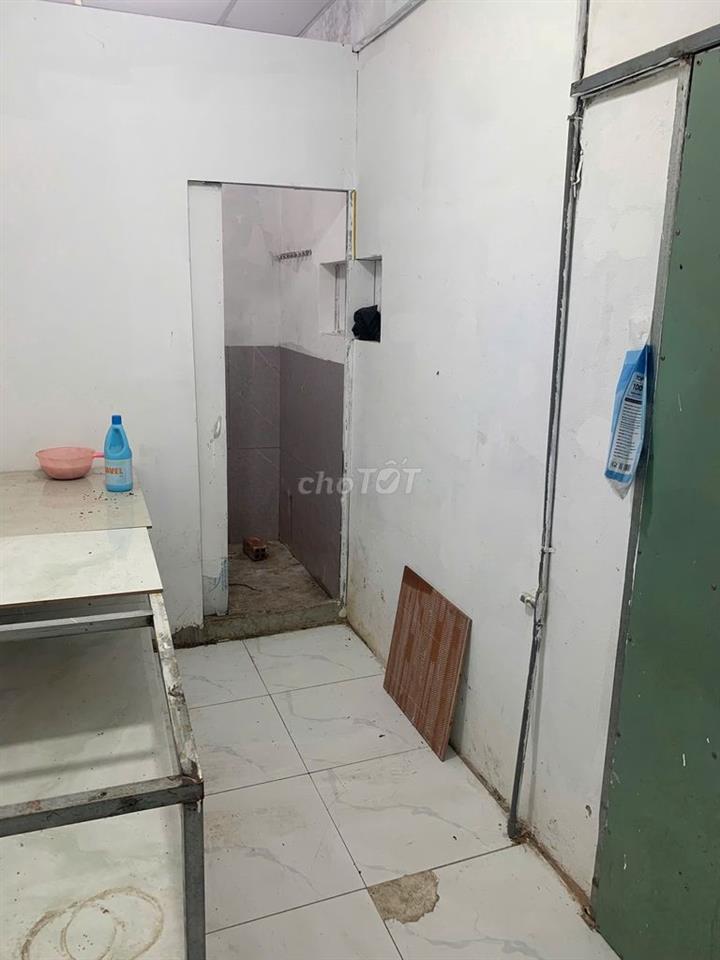 CHO THUÊ KHO HÀNG (NHÀ CẤP 4) KDC HỒNG LONG, HIỆP BÌNH