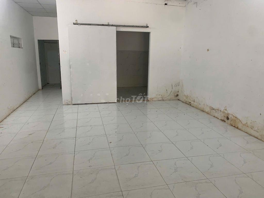 CHO THUÊ KHO HÀNG (NHÀ CẤP 4) KDC HỒNG LONG, HIỆP BÌNH