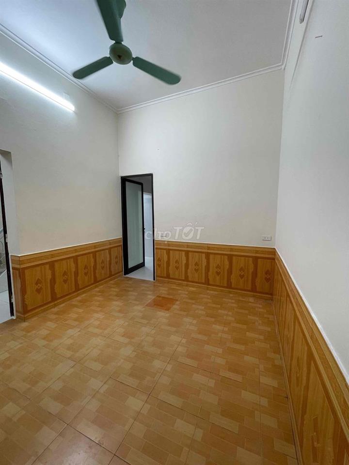 CHO THUÊ NHÀ RIÊNG 2 TẦNG – TRUNG TÂM QUẬN BA ĐÌNH