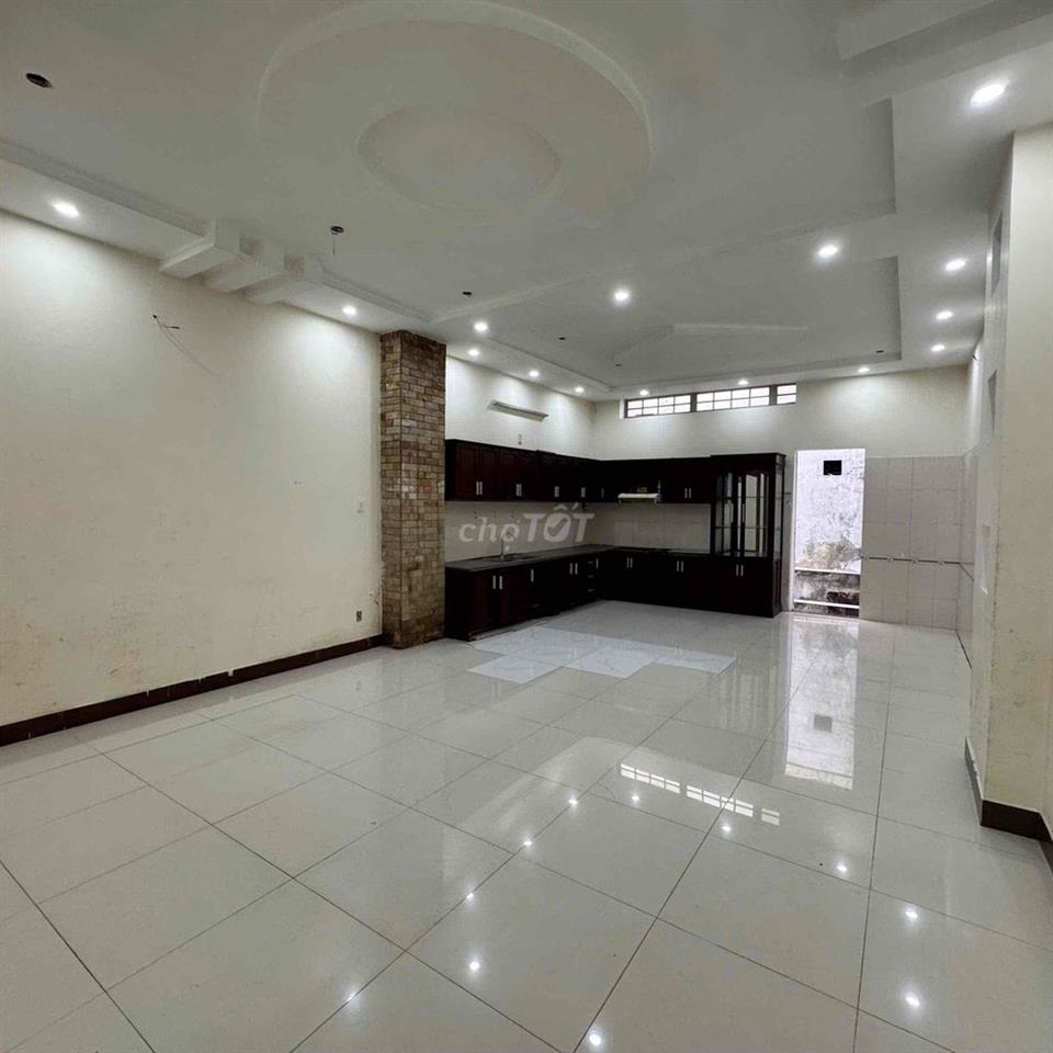 Nhà mặt tiền khu Vip Hoà Cường- Đường 7.5m