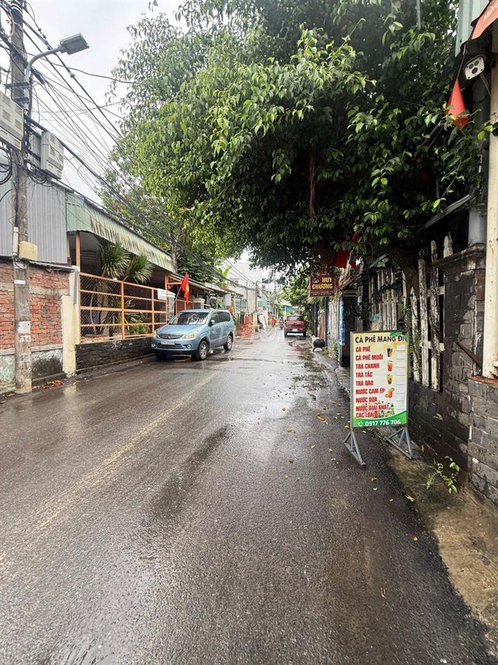 Nhà nguyên căn mặt tiền Gò Dư