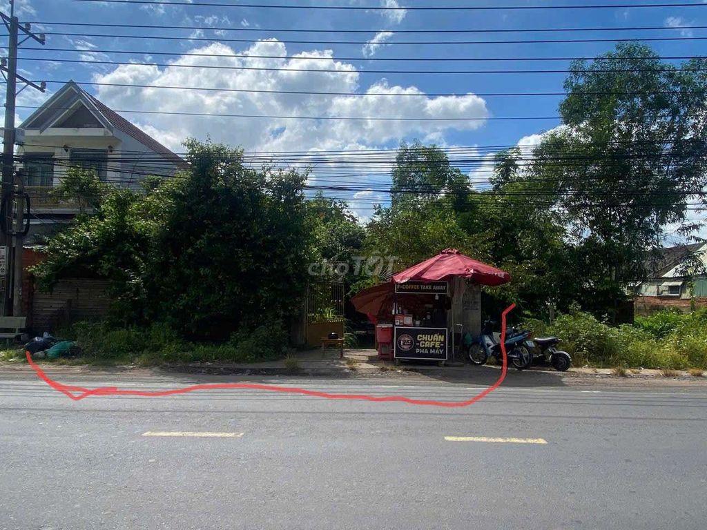 cho thuê nhà sân vườn mặt tiền đường lớn thích hợp mở quán tiệp