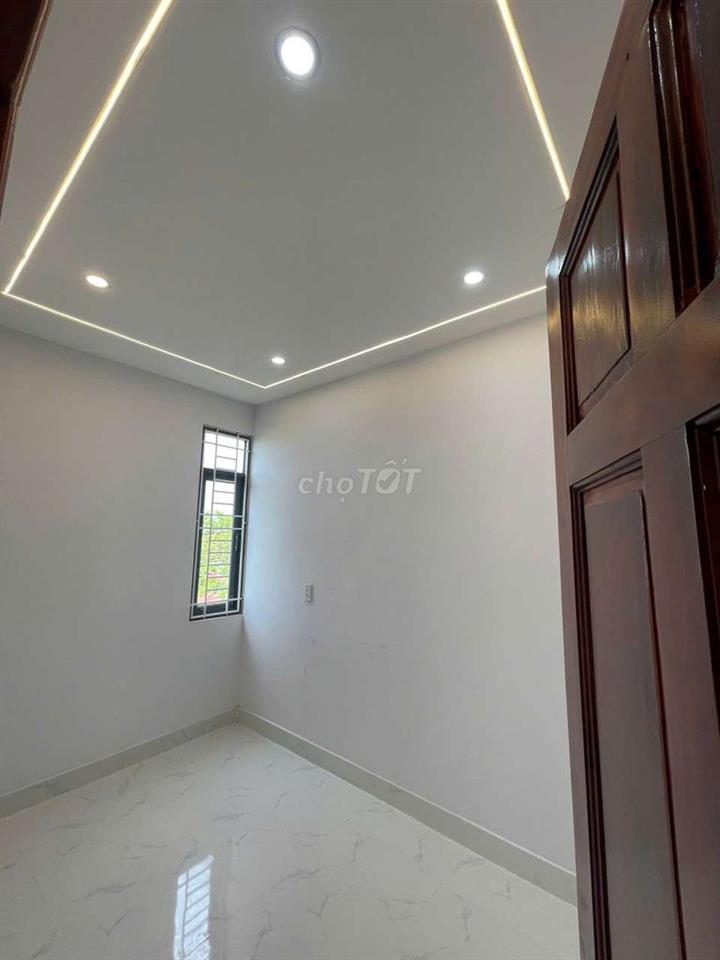 Cắt lỗ đất 4x11m chỉ 400 triệu – Xem ngay