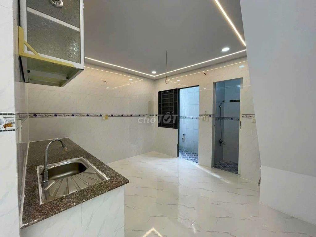 bán GẤP nhà giá rẻ Hóc Môn 320tr gần quốc lộ 22