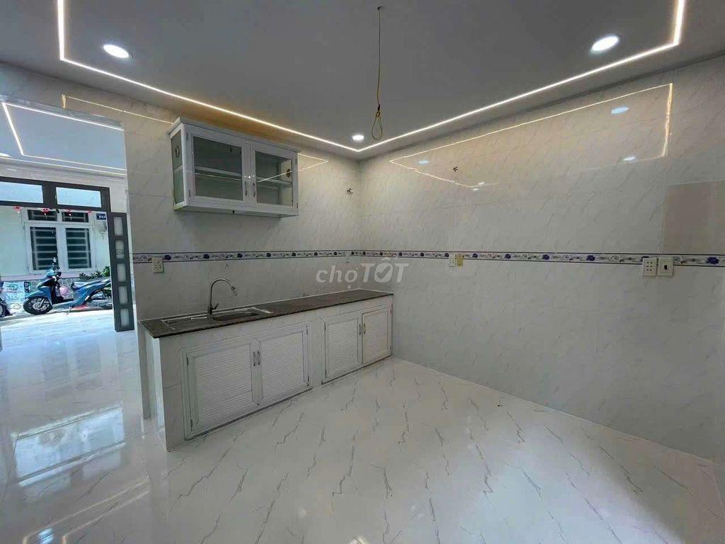bán GẤP nhà giá rẻ Hóc Môn 320tr gần quốc lộ 22