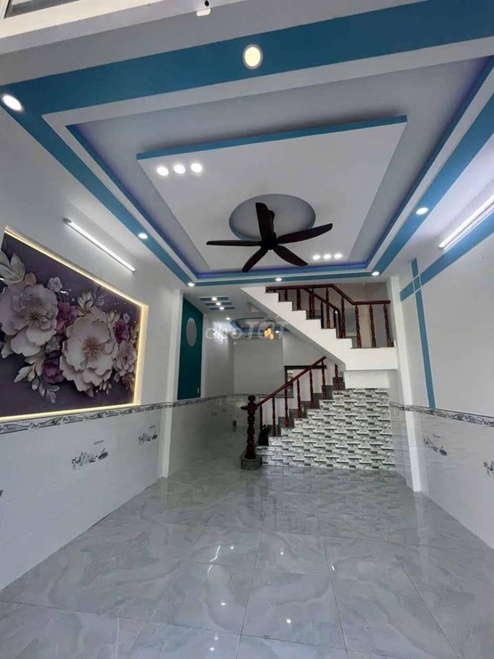 chính chủ bán nhà góc mặt tiền kinh doanh 450tr ở Hóc Môn