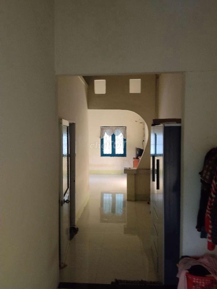 cần bán nhà ngay quốc lộ 1a 