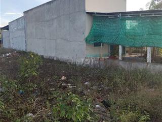 cần bán nhà ngay quốc lộ 1a 