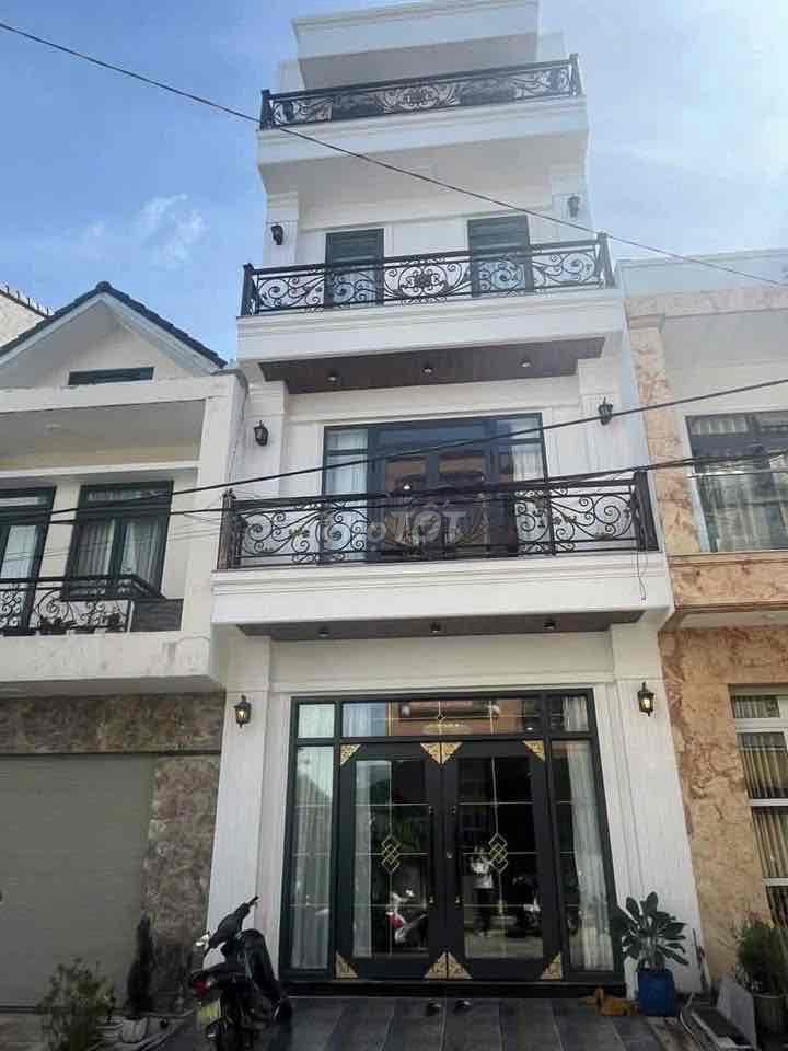 nhà đẹp đường ô tô có thang máy ở và kinh doanh giá 12tỷ9
