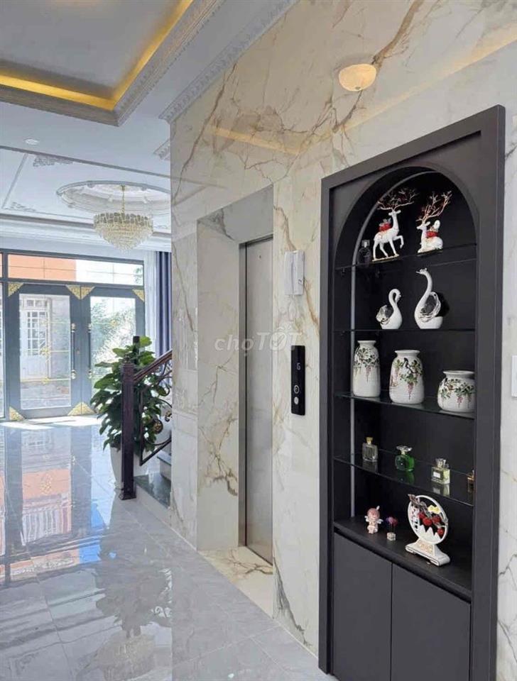 nhà đẹp đường ô tô có thang máy ở và kinh doanh giá 12tỷ9