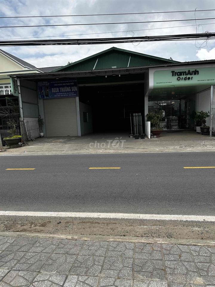 Bán kho bãi mặt tiền đường Nguyên tử Lực- Đà Lạt