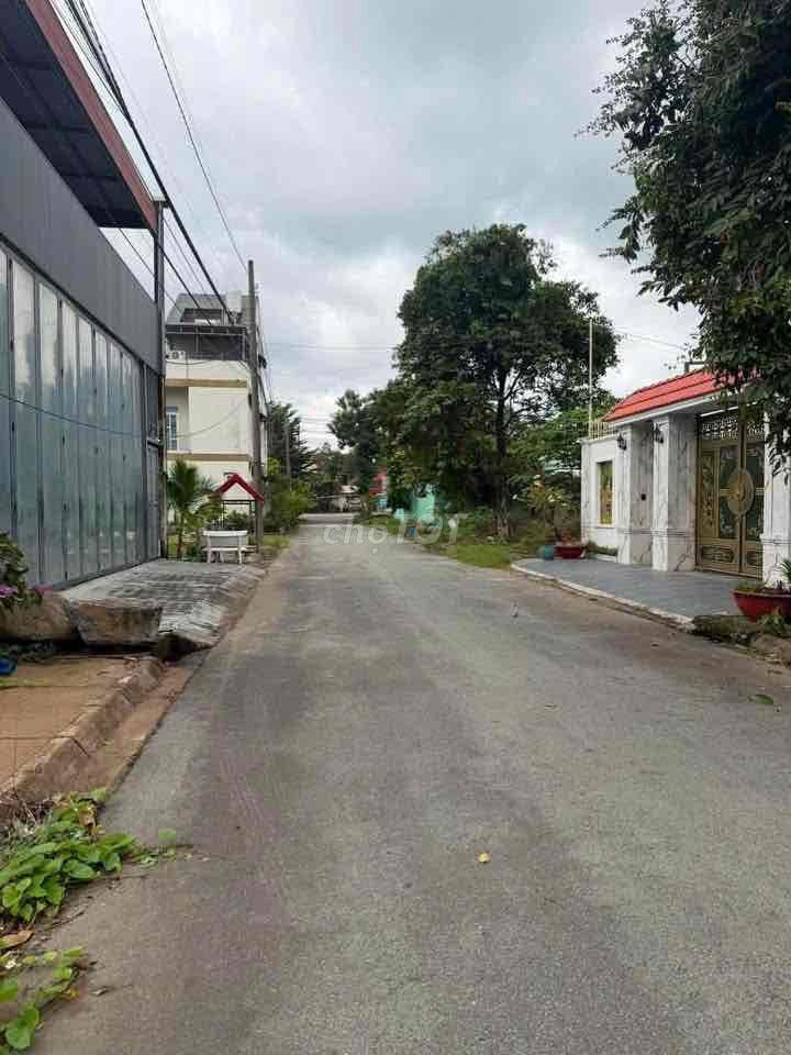 nhà muốn bán