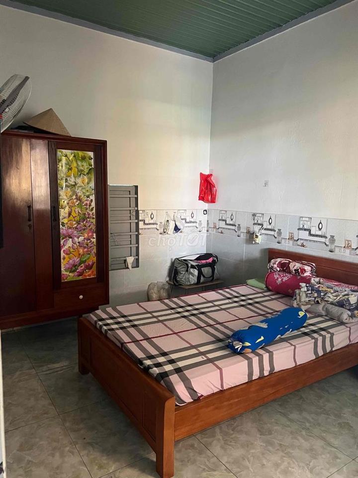 Bán nhà 2 mặt tiền gần chợ Hiệp Trường - Tây Ninh