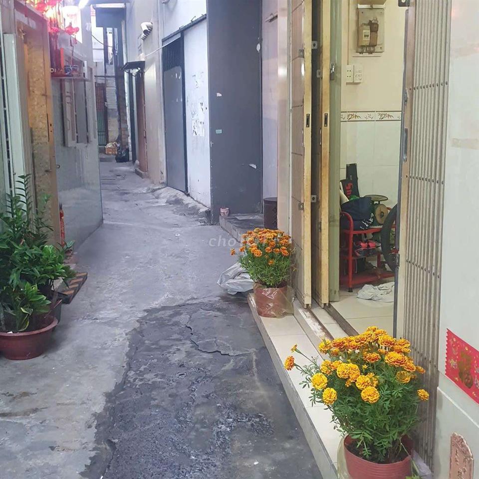 Nhà Bán 3 tỷ 5 ở trung tâm quận 5