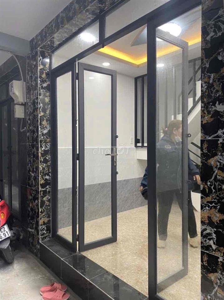 Bán Nhà 2 tầng, 2PN Đường 14 Gần Chợ Tân Quy Q7