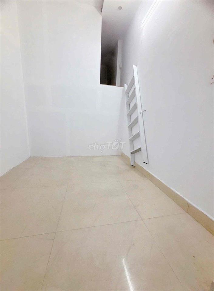 cho thuê mặt bằng nhỏ có gác ở lại được