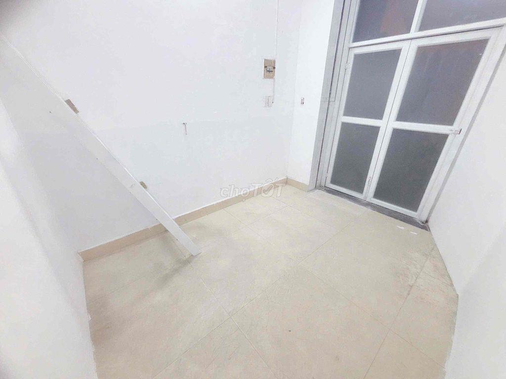 cho thuê mặt bằng nhỏ có gác ở lại được