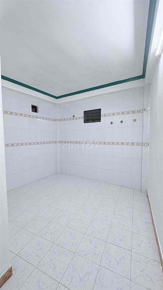 PHÒNG TRỌ SẠCH ĐẸP RIÊNG BIỆT GIỜ TỰ DO CHÍNH CHỦ GẦN HVCB