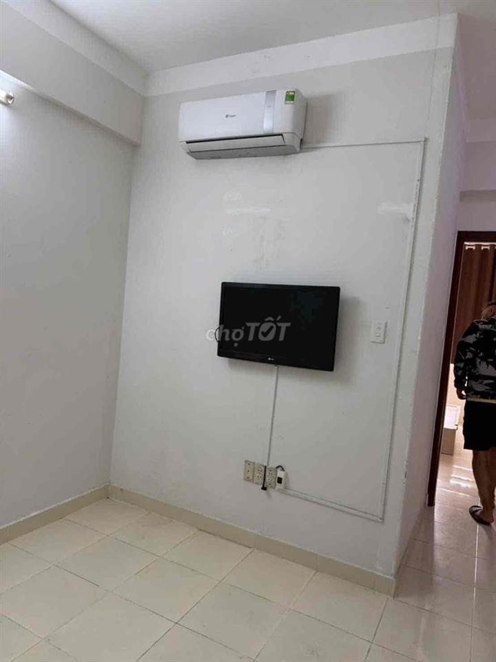 Căn Hộ. C.c Đông Hải 47m2 2PN / 2WC Sổ Hồng Riêng