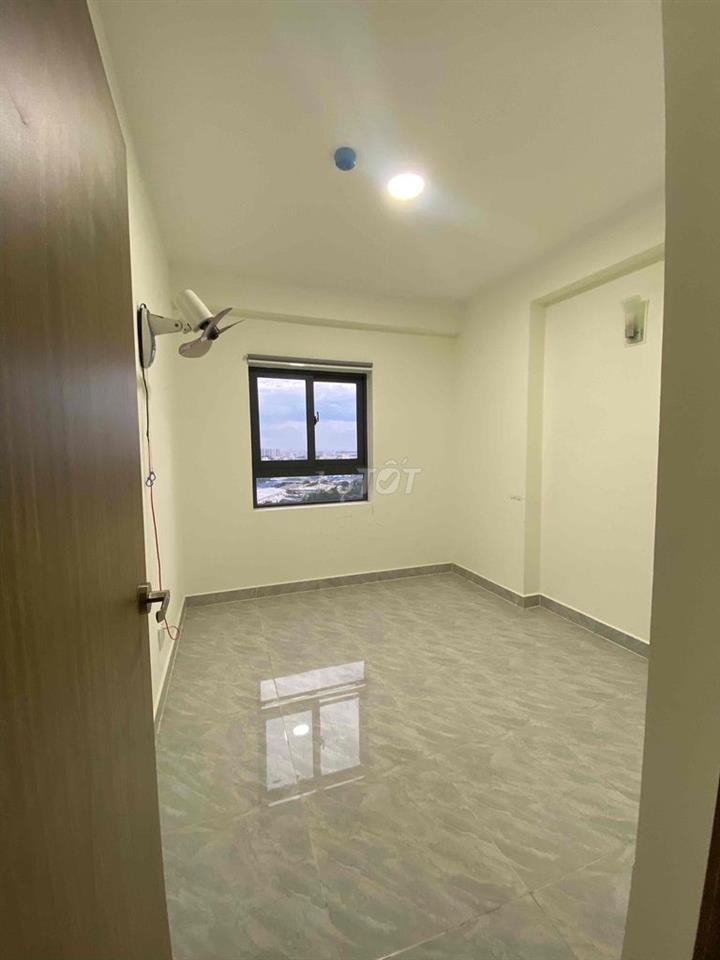 Tìm Nữ ở ghép chung cư