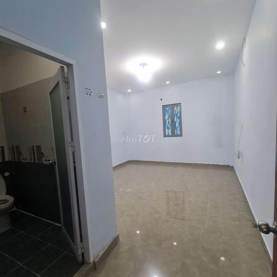 Cho thuê phòng mới cửa sổ