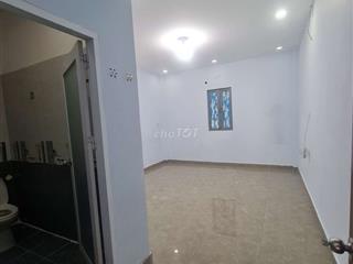 Cho thuê phòng mới cửa sổ