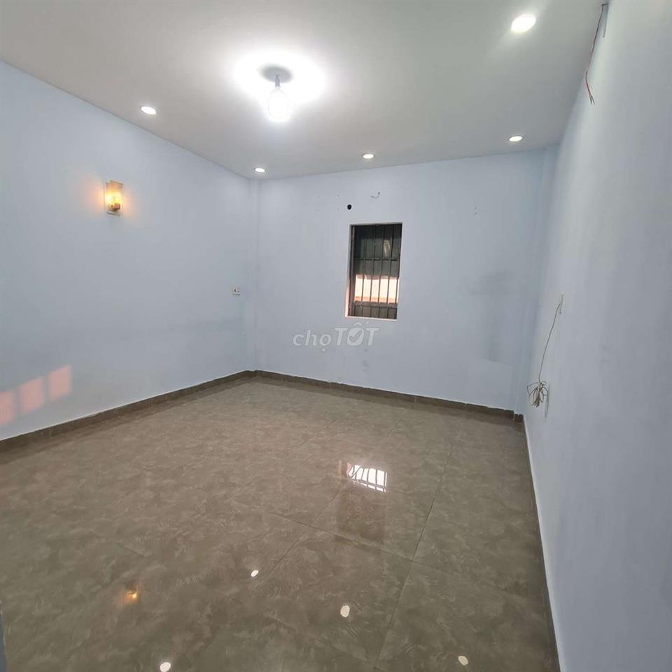 Cho thuê phòng cửa sổ 28m2