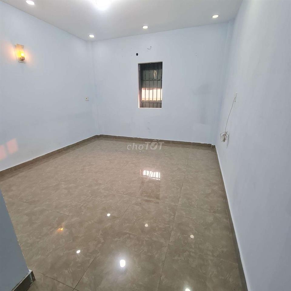 Cho thuê phòng cửa sổ 28m2