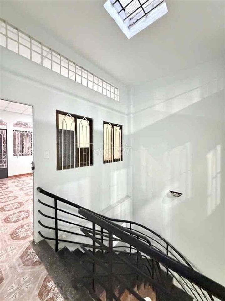 Bán nhà đường lê văn sỹ , p14,Q3 (4x18)3 lâu