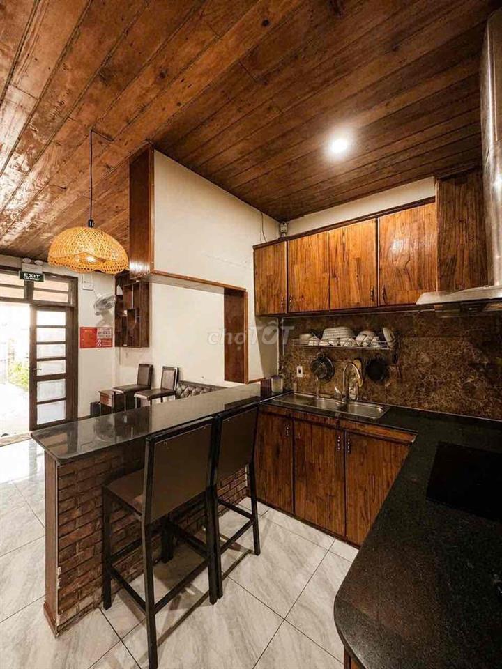 Nhà nguyên căn 90m², sân vườn, đầy đủ nội thất.