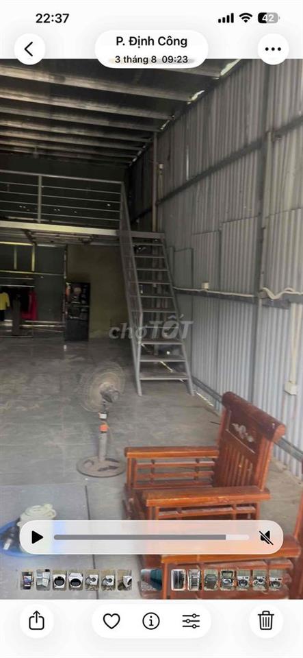 Em cần nhượng lại kho mới thuê 110m mặt sàn  Tầm 30m gác xép ngõ 55 tr